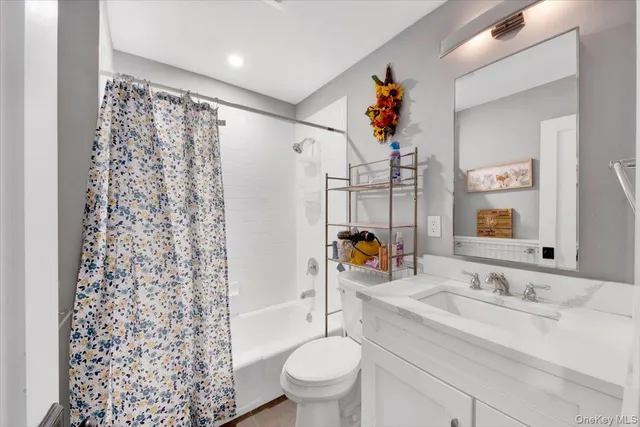 $799,000 | 157 Phyllis Court, Yorktown Heights, NY 10598