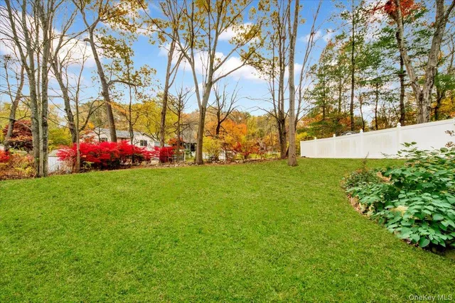 $799,000 | 157 Phyllis Court, Yorktown Heights, NY 10598