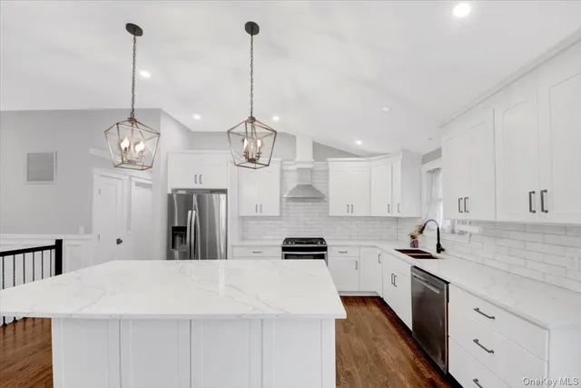 $799,000 | 157 Phyllis Court, Yorktown Heights, NY 10598