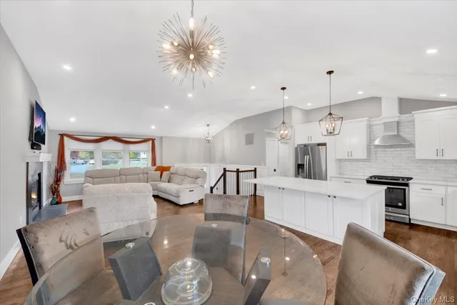 $799,000 | 157 Phyllis Court, Yorktown Heights, NY 10598