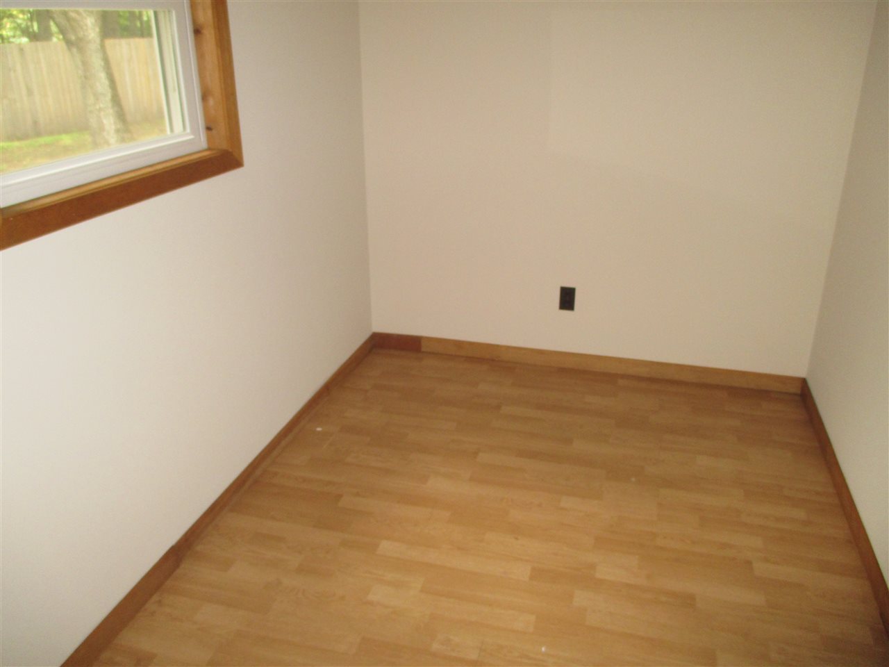 3213 West North County Line Road Farwell, MI 48622 - Photo 4 of 9 1803190-3.JPG