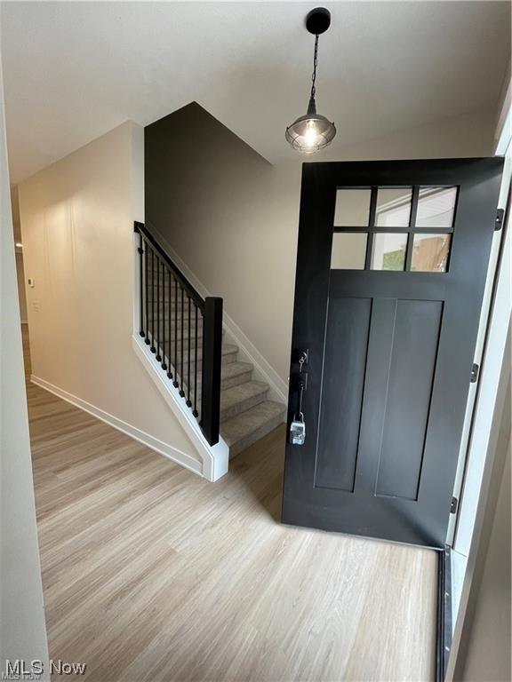 7374 Crossfield Road Mentor, OH 44060 - Photo 12 of 35 Foyer featuring light flooring