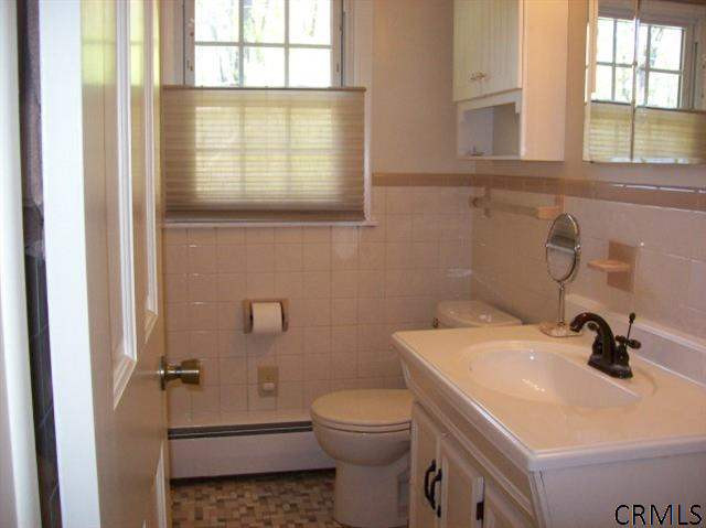 7 Norge Road Bethlehem, NY 12054 - Photo 15 of 22 Photo 15