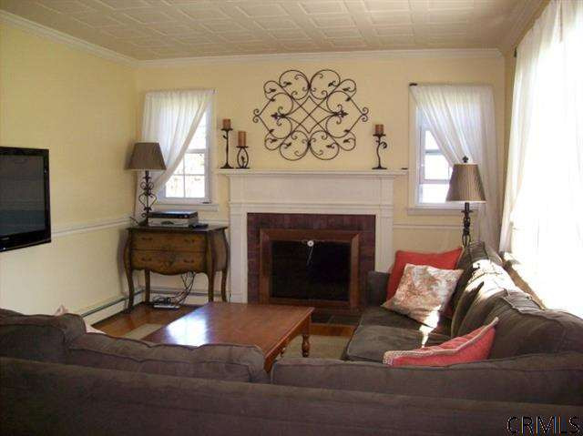 7 Norge Road Bethlehem, NY 12054 - Photo 2 of 22 Photo 2