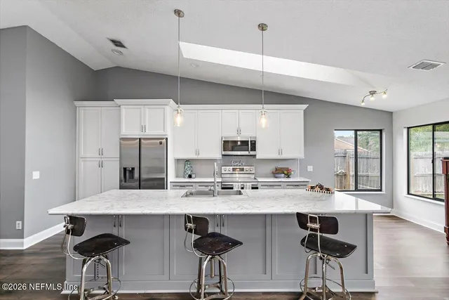 $285,000 | 8013 Weather Vane Drive, Jacksonville, FL 32244