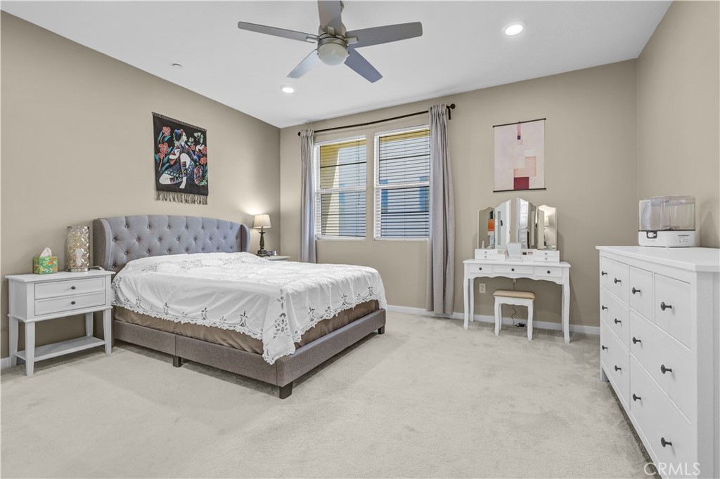 212 Paramount Irvine, CA 92618 - Photo 16 of 29