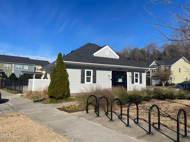 $1,895 | 706 Treviso Lane, Apex, NC 27502