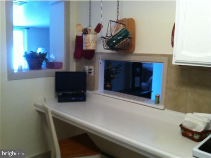 241 Brookside Road East Norriton, PA 19401 - Photo 11 of 18 Breakfast Room