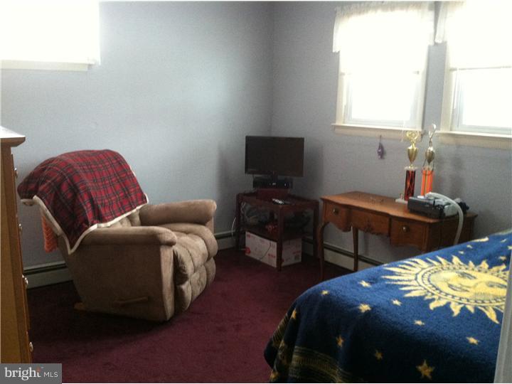 241 Brookside Road East Norriton, PA 19401 - Photo 15 of 18 Bedroom 2