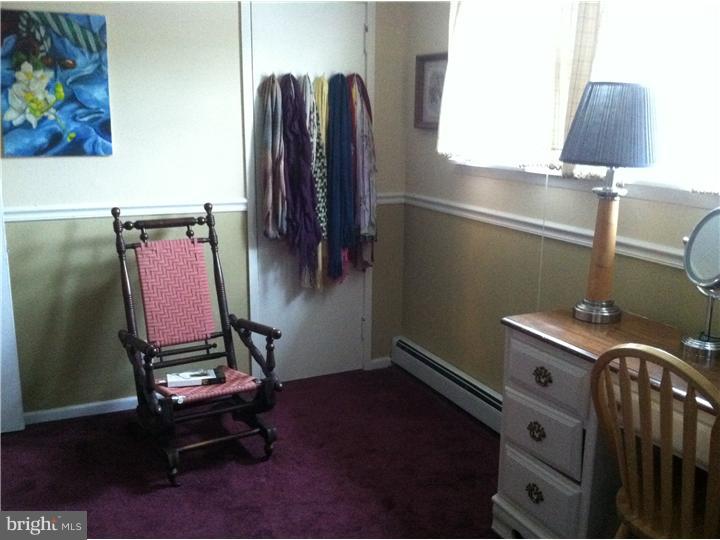 241 Brookside Road East Norriton, PA 19401 - Photo 16 of 18 Bedroom 3