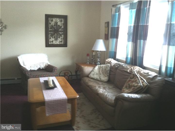 241 Brookside Road East Norriton, PA 19401 - Photo 4 of 18 Living Room