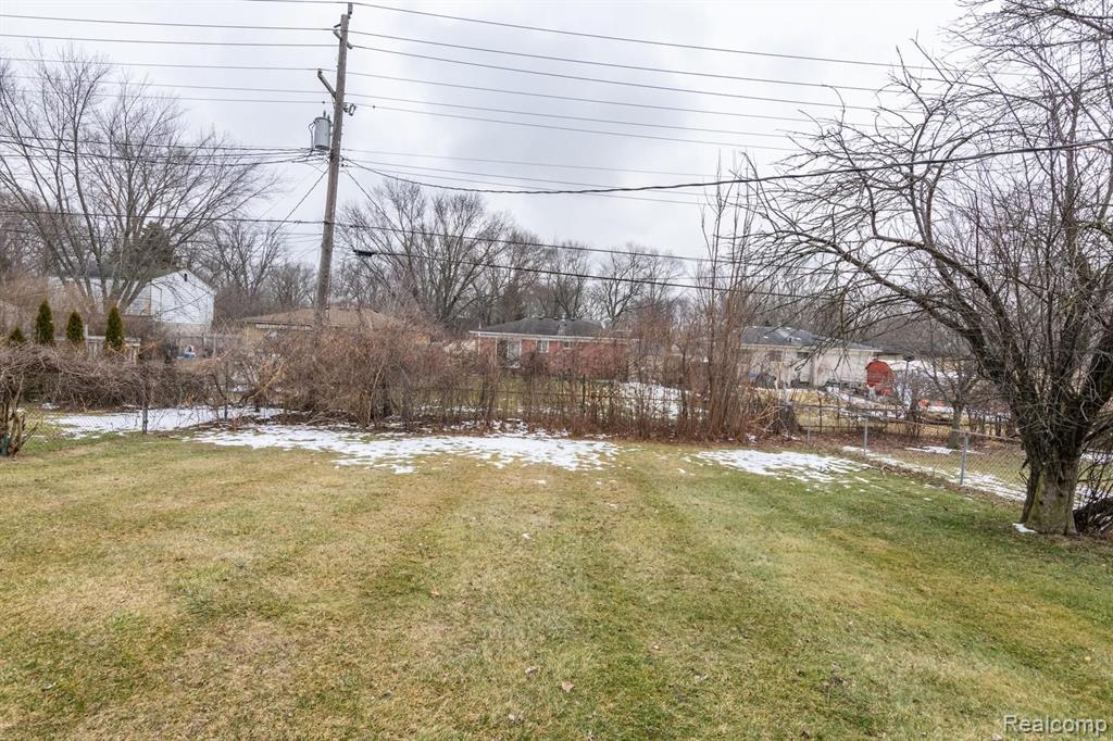 22122 Inkster Road Southfield, MI 48033 - Photo 19 of 20