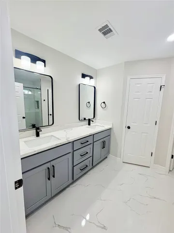 $290,000 | 9714 Rich Mountain Court, Humble, TX 77396