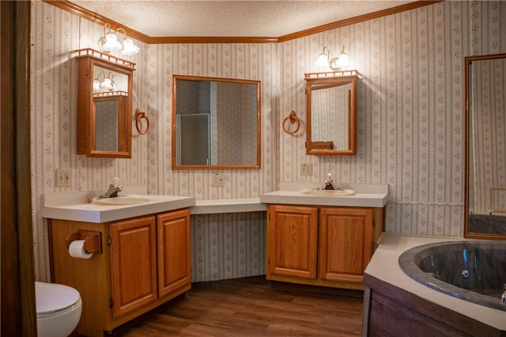 5450 West Deaver Road Columbus, IN 47201 - Photo 11 of 26 Gallery Image 11