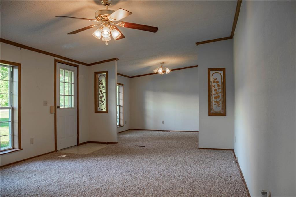 5450 West Deaver Road Columbus, IN 47201 - Photo 12 of 26 Gallery Image 12