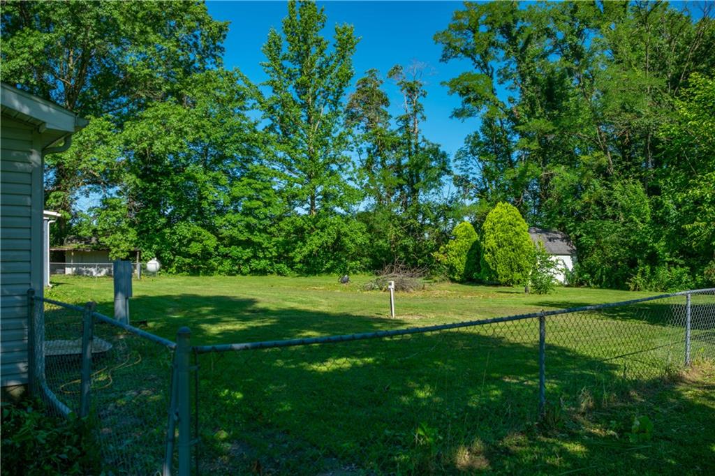 5450 West Deaver Road Columbus, IN 47201 - Photo 20 of 26 Gallery Image 20