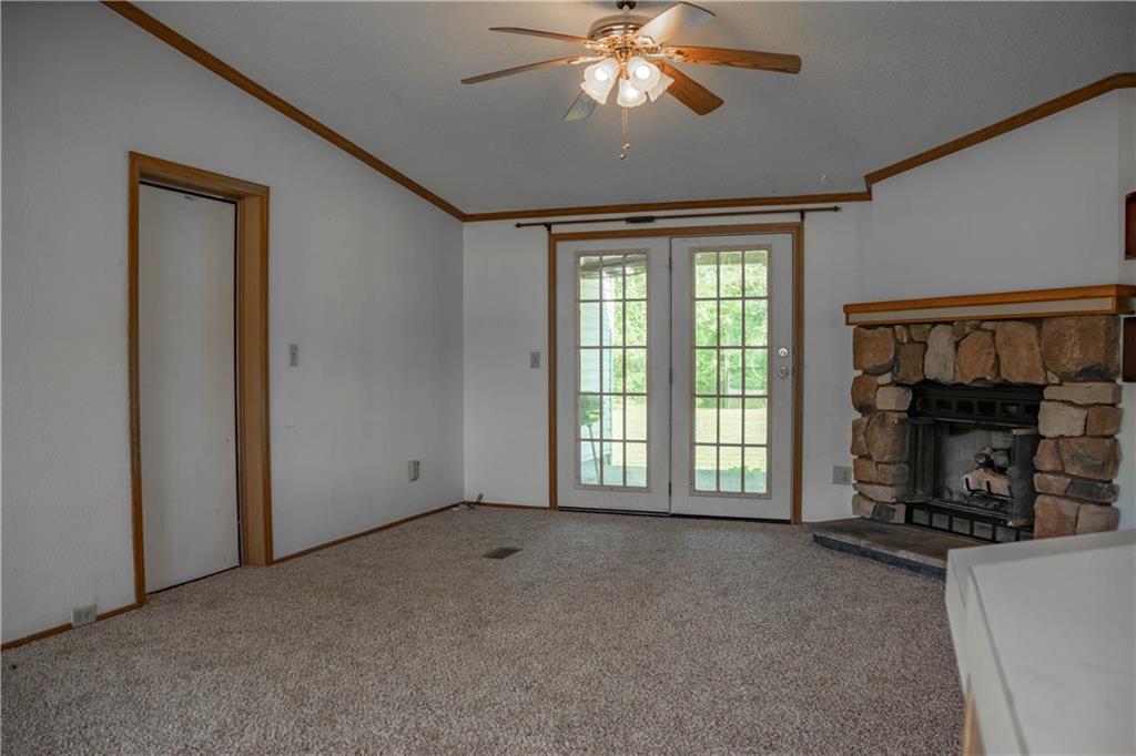 5450 West Deaver Road Columbus, IN 47201 - Photo 9 of 26 Gallery Image 9