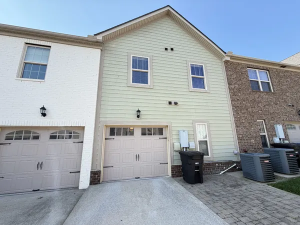 $2,800 | 1630 Shadow Green Drive, Franklin, TN 37064