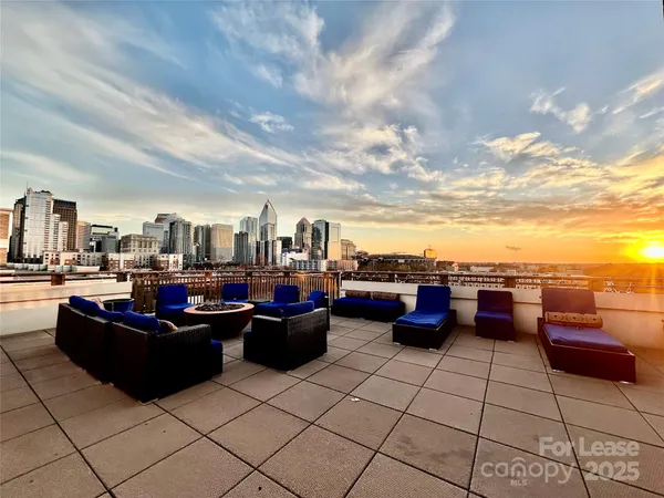 $1,550 | 718 West Trade Street, Unit 606, Charlotte, NC 28202