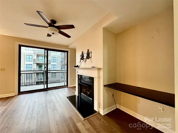 $1,550 | 718 West Trade Street, Unit 606, Charlotte, NC 28202