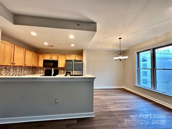 $1,550 | 718 West Trade Street, Unit 606, Charlotte, NC 28202