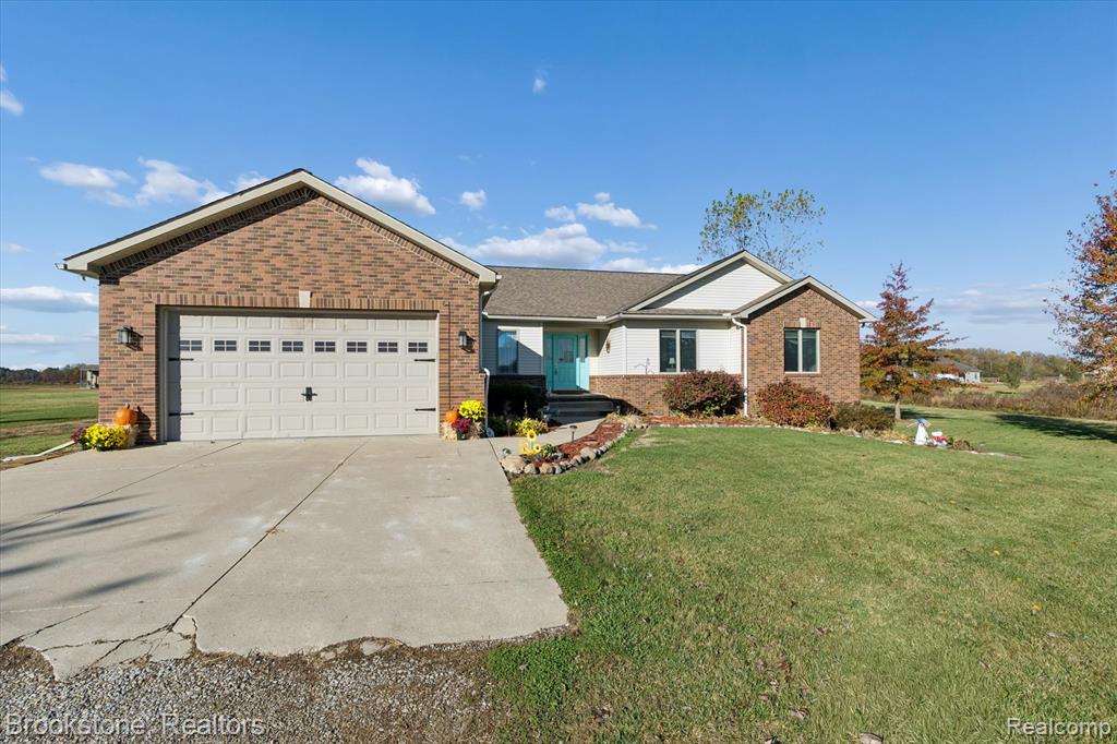 70865 Place Road Richmond, MI 48062 - Photo 3 of 44 Gallery Image 3