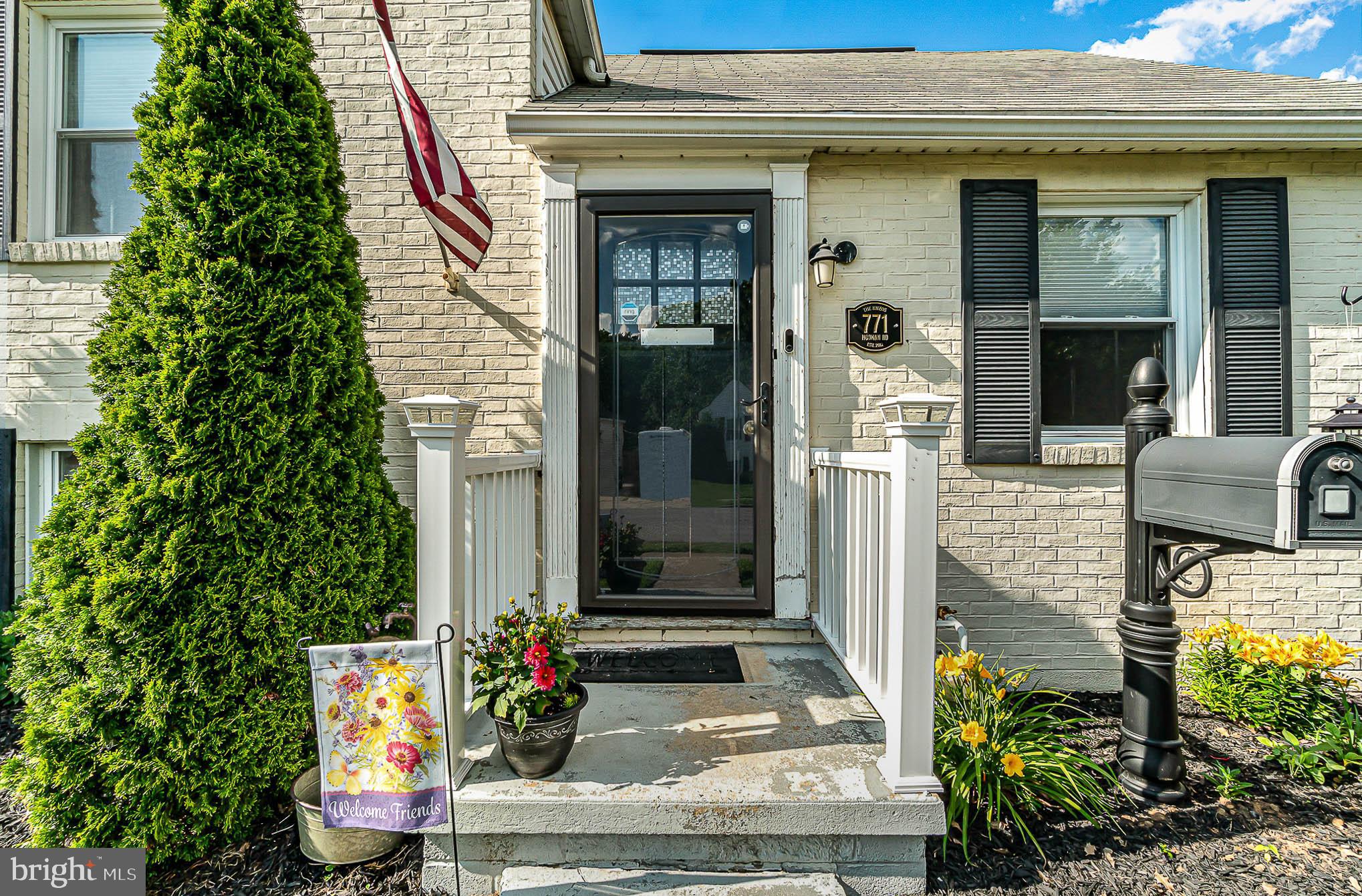 771 Noonan Road York, PA 17404 - Photo 3 of 24 Gallery Image 3