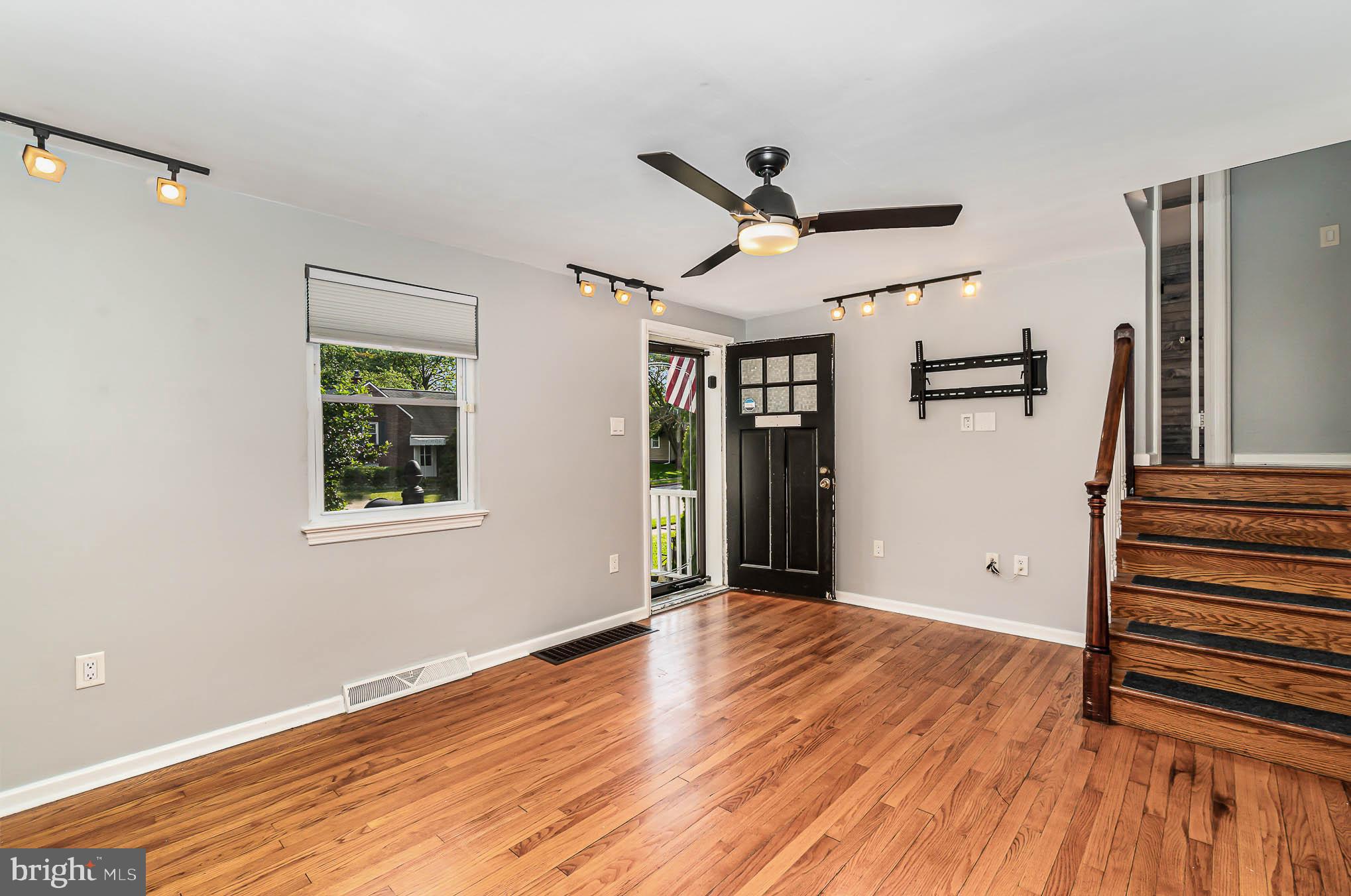 771 Noonan Road York, PA 17404 - Photo 4 of 24 Gallery Image 4