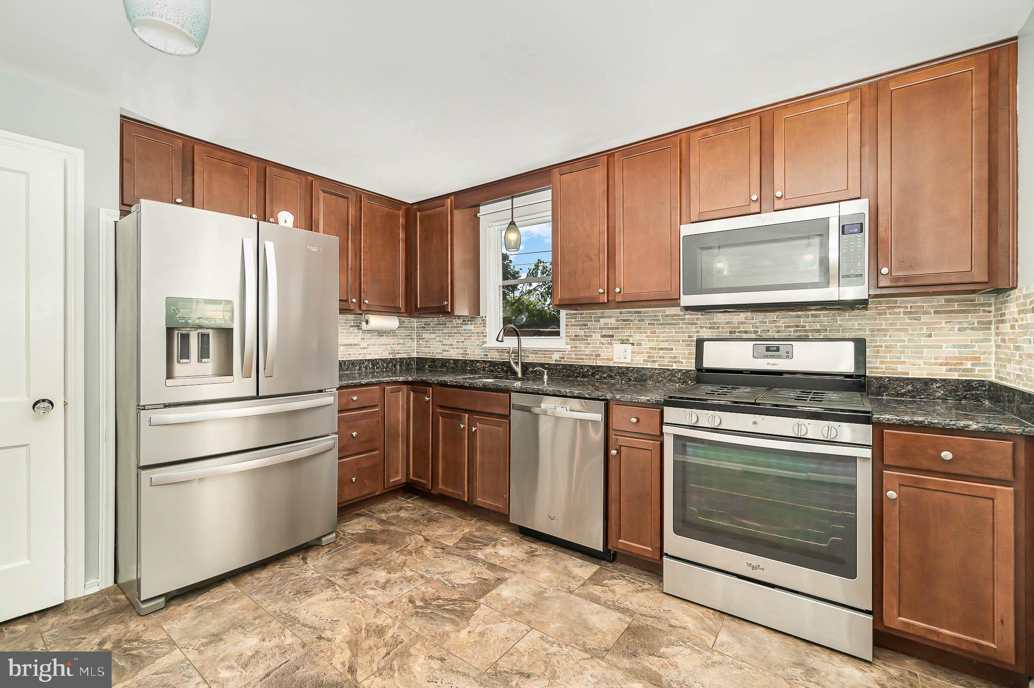 771 Noonan Road York, PA 17404 - Photo 6 of 24 Gallery Image 6