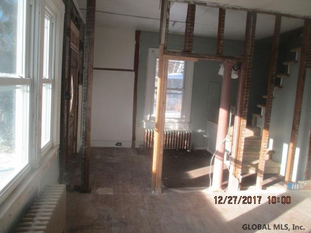333B Watervliet Shaker Road Colonie, NY 12189 - Photo 10 of 25 Photo 10