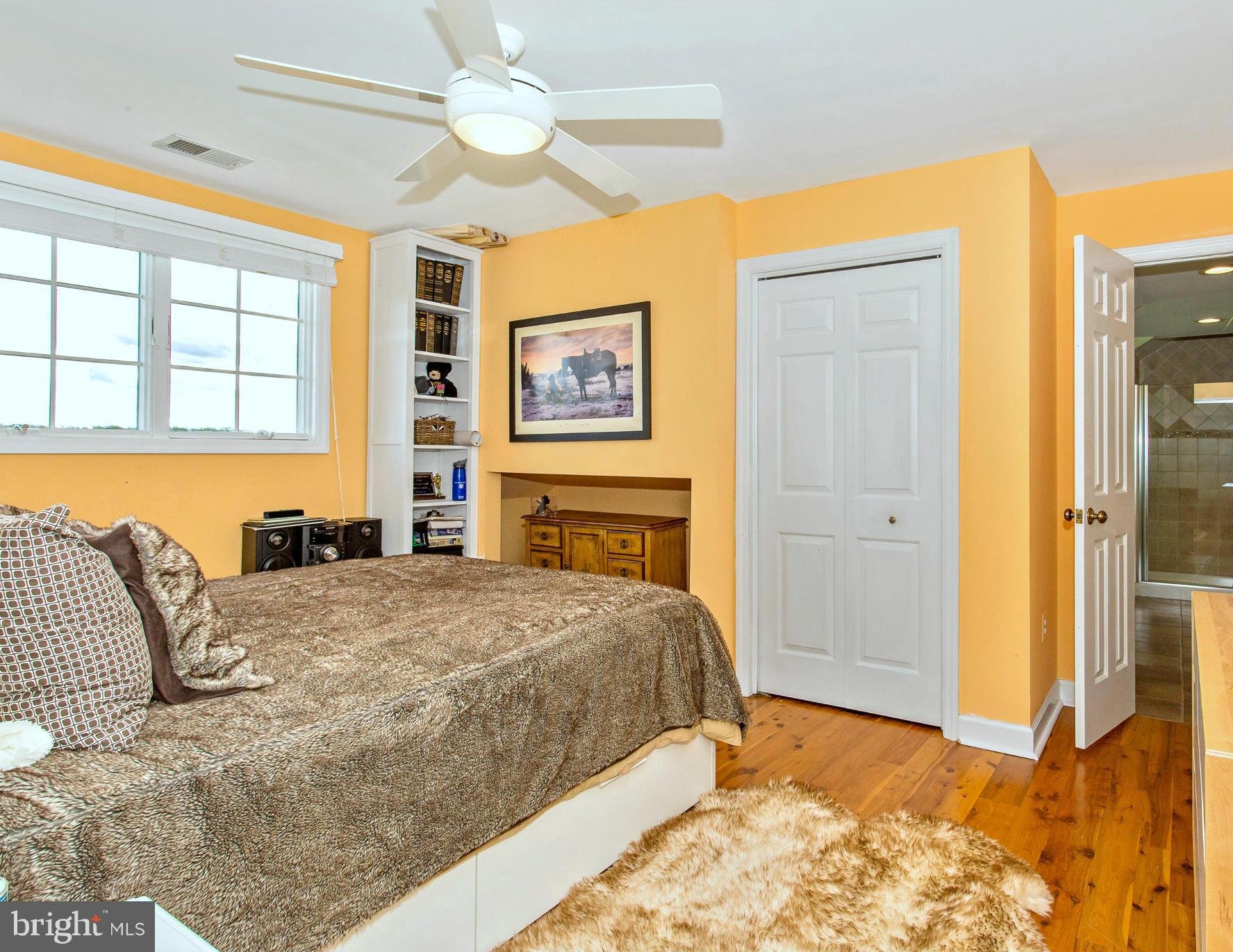 17401 Conoy Road Barnesville, MD 20838 - Photo 19 of 30 Bedroom