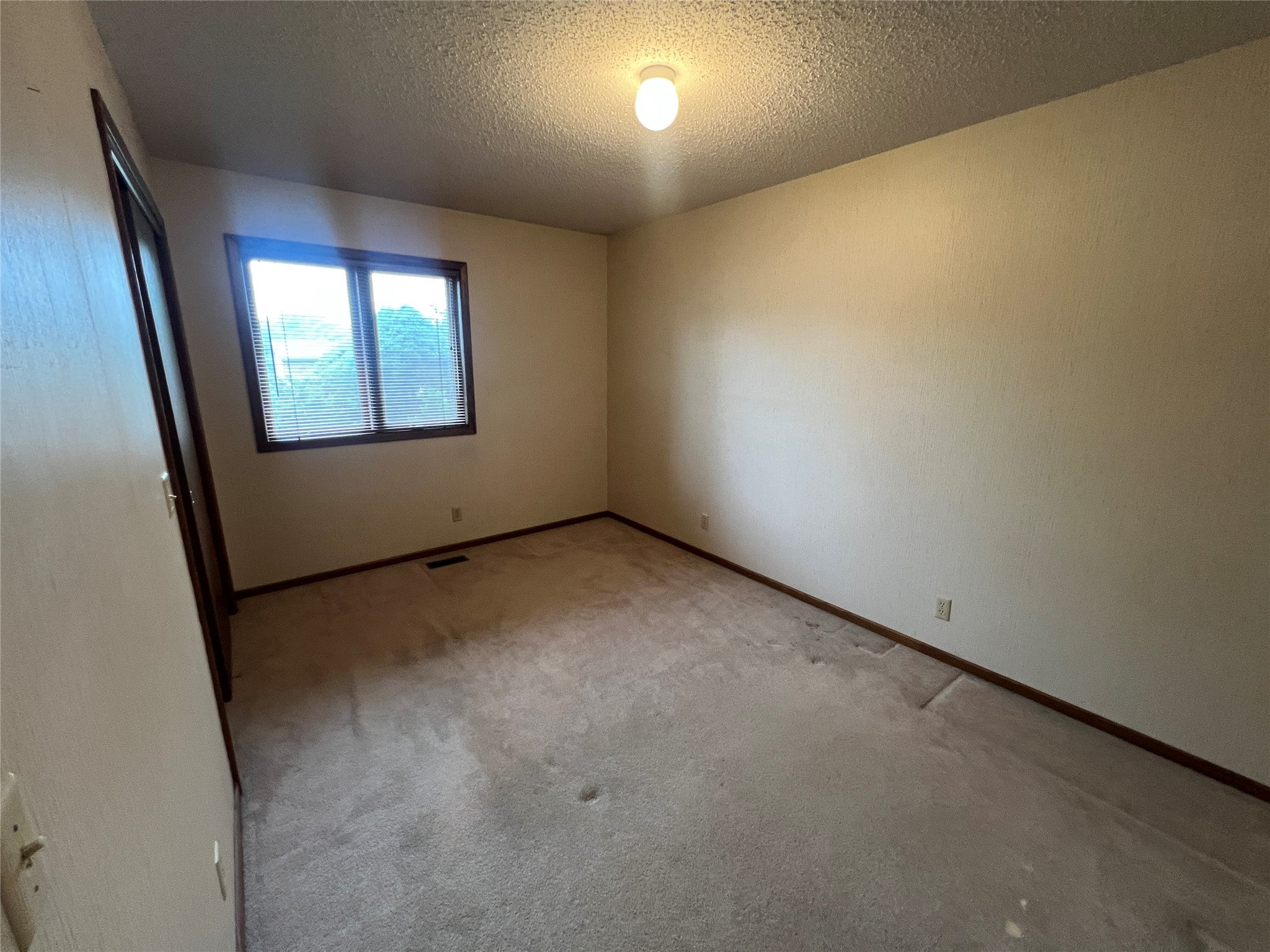 2204 Robin Road Dodge City, KS 67801 - Photo 16 of 29 Gallery Image 16