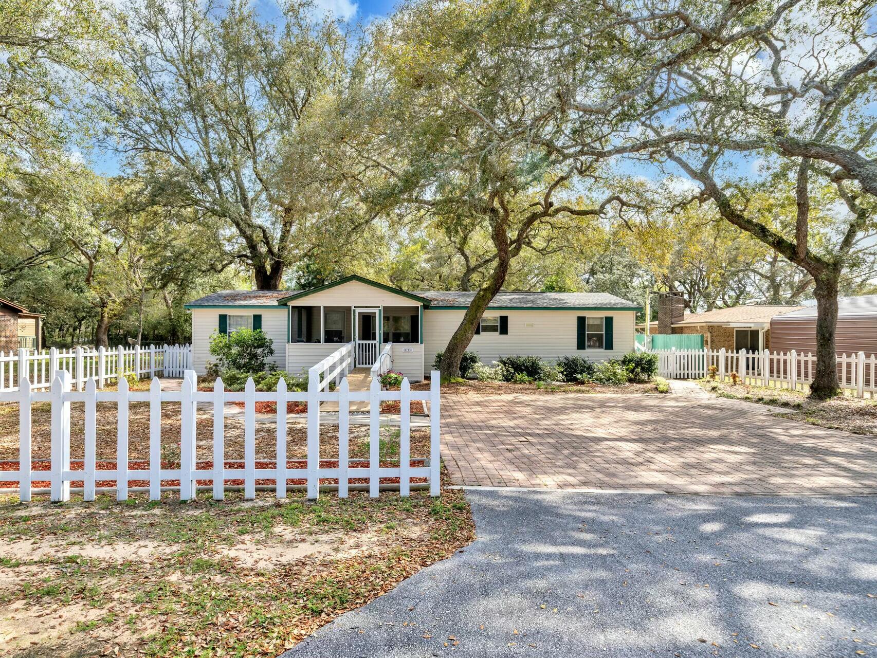 70 Boundry Line Road Freeport, FL 32439 - Photo 2 of 47 tempImageF3vhQq