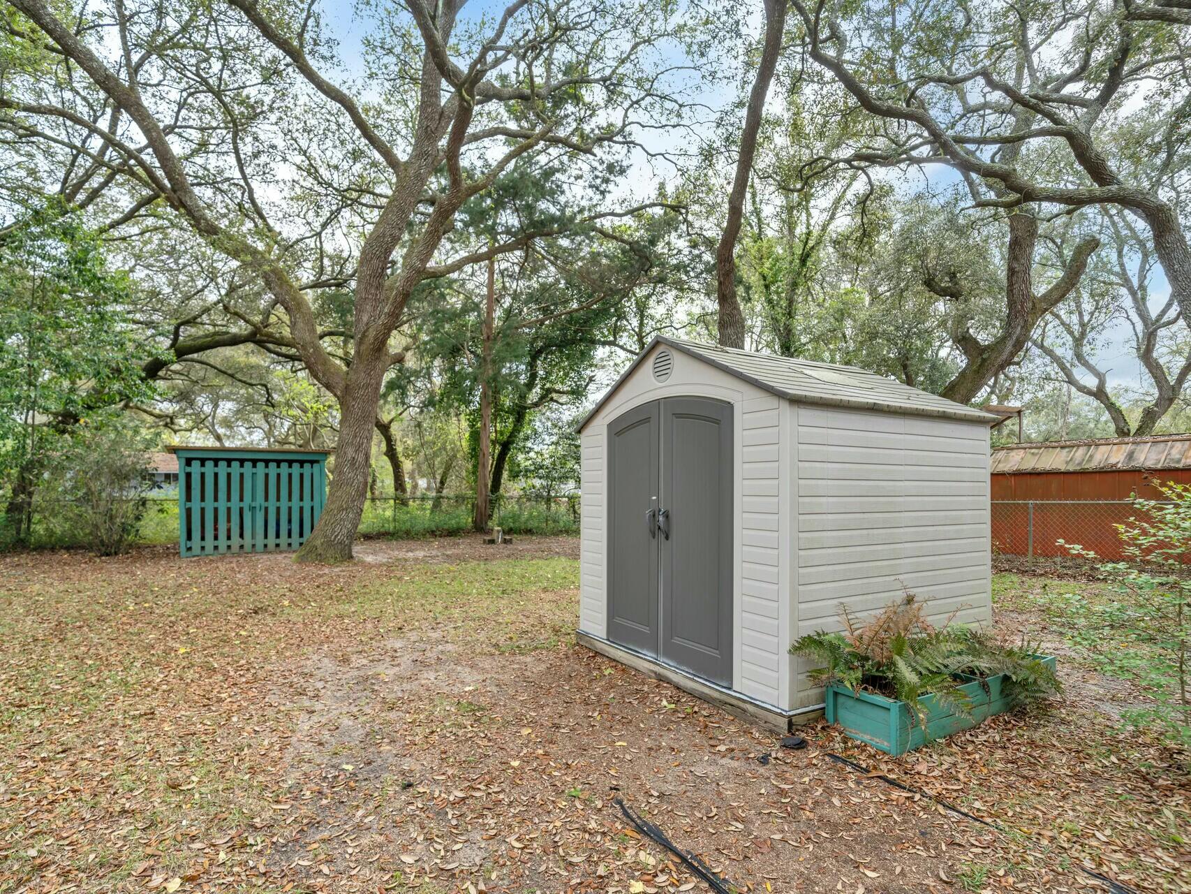 70 Boundry Line Road Freeport, FL 32439 - Photo 38 of 47 tempImageATY5vf