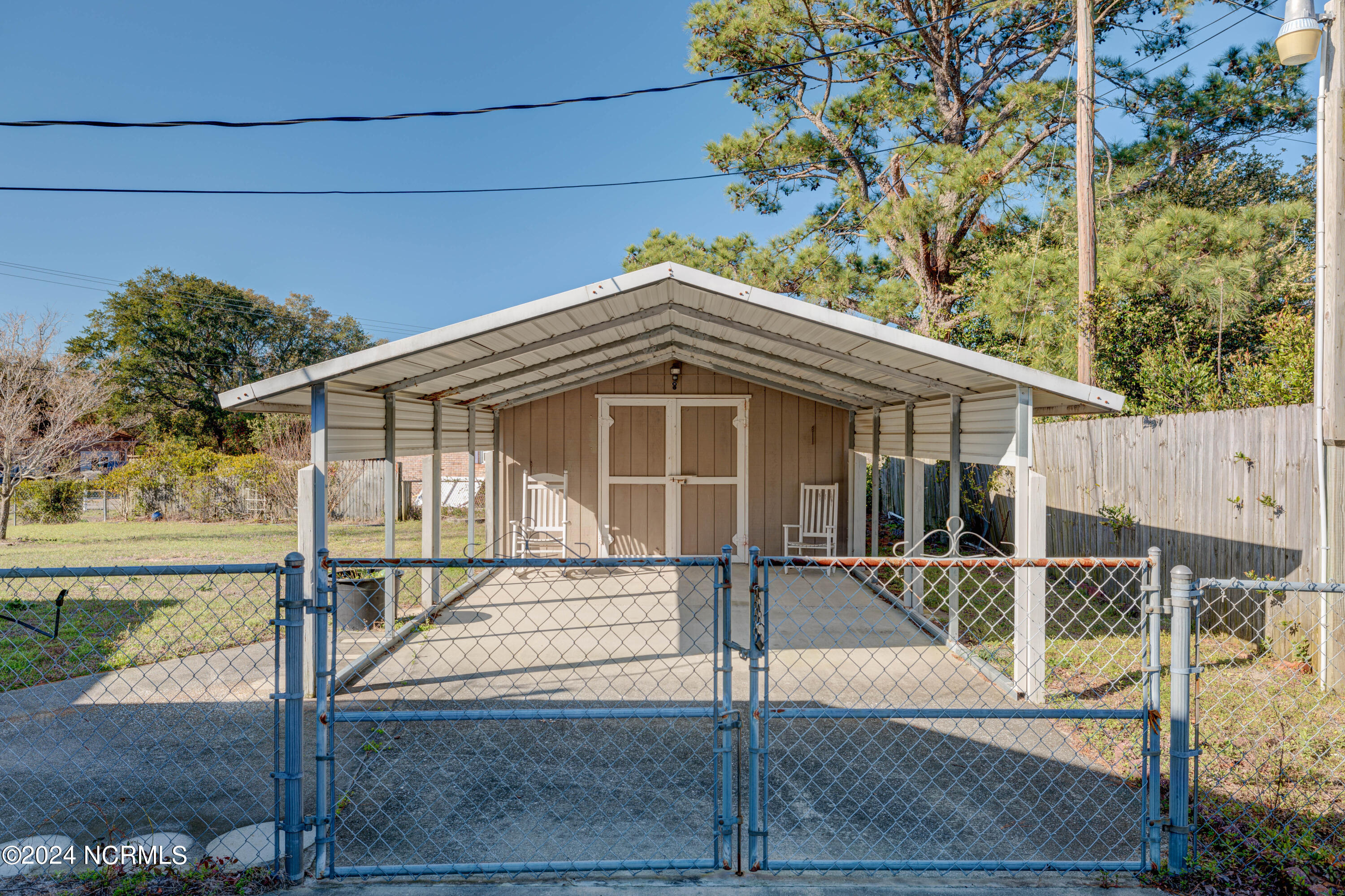 Workshop Front