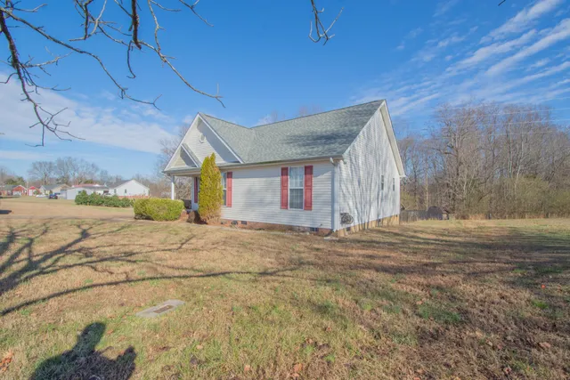 $245,000 | 1149 Oak Grove Road, Goodspring, TN 38460