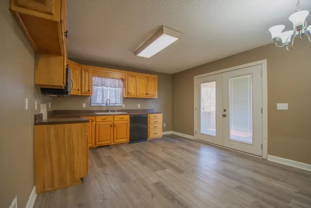 $245,000 | 1149 Oak Grove Road, Goodspring, TN 38460