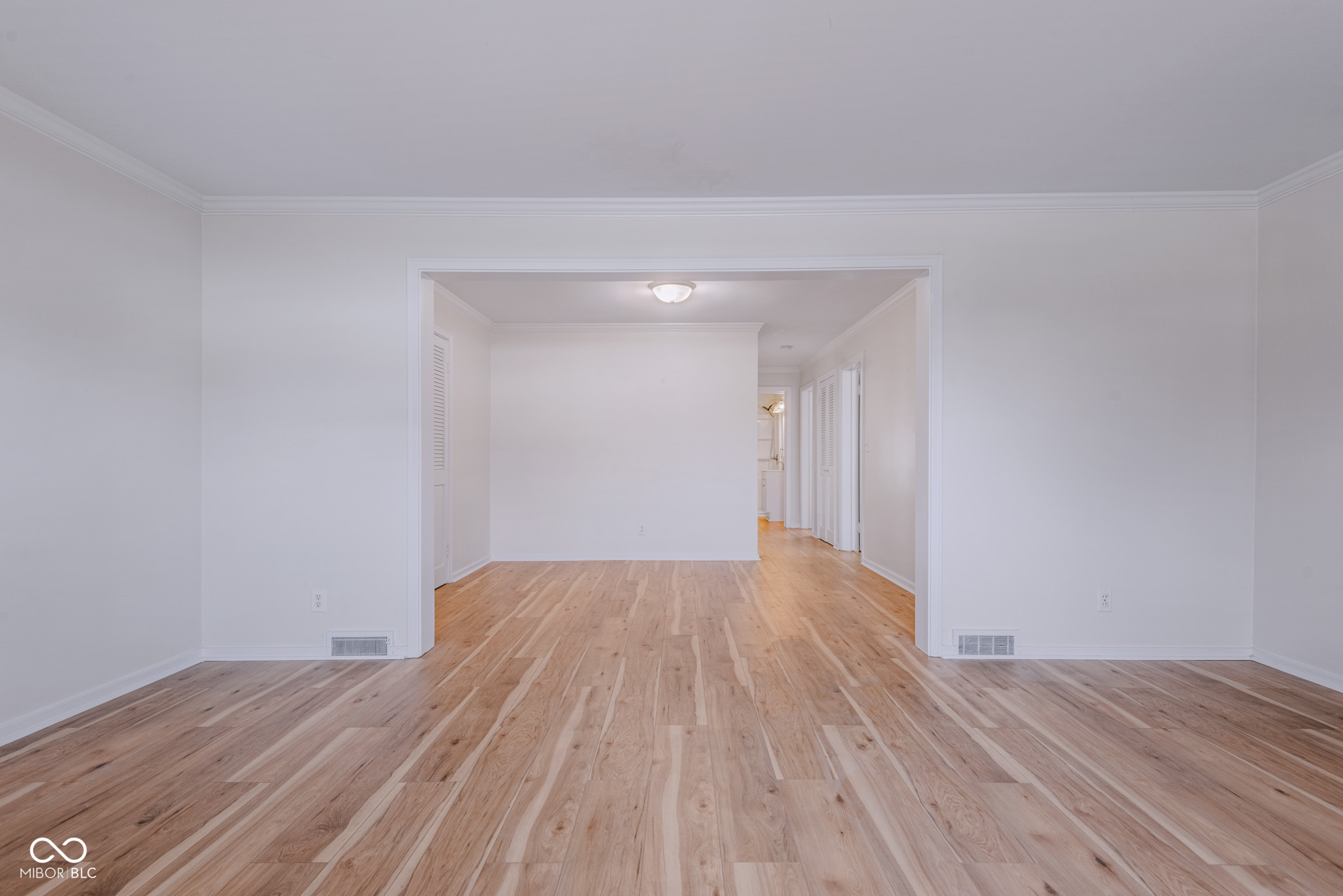 525 25th Street Columbus, IN 47201 - Photo 13 of 25