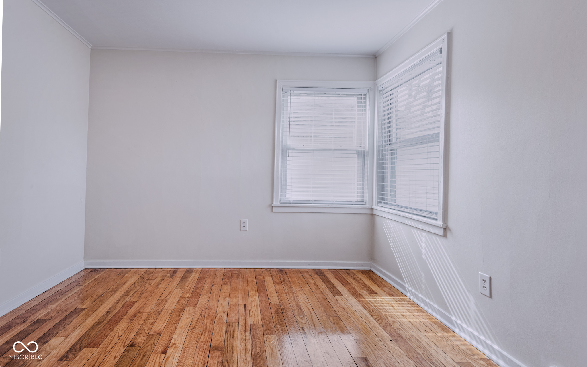 525 25th Street Columbus, IN 47201 - Photo 15 of 25