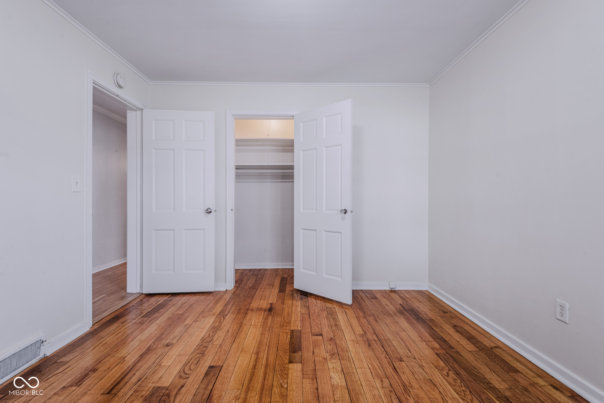 525 25th Street Columbus, IN 47201 - Photo 17 of 25