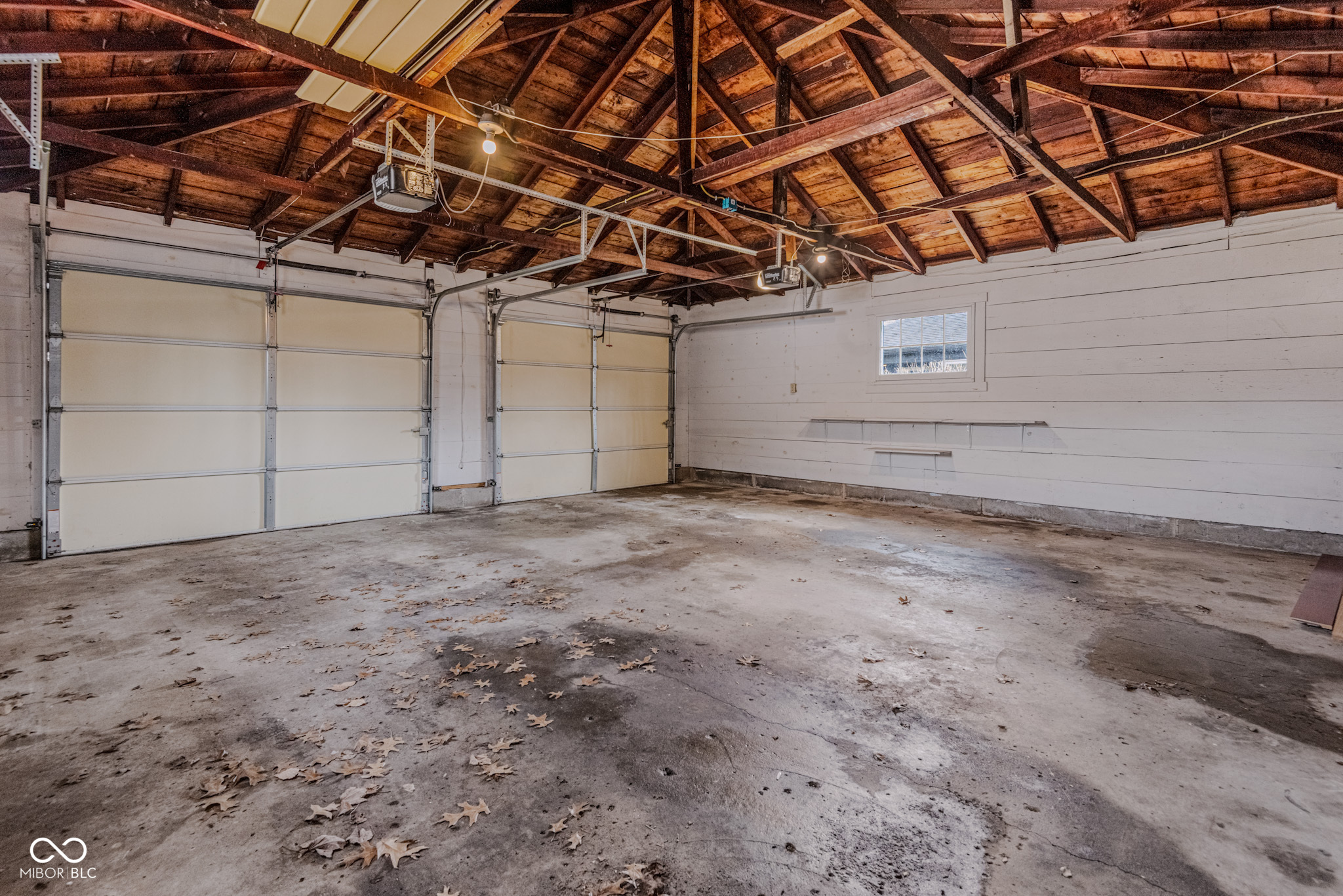 525 25th Street Columbus, IN 47201 - Photo 6 of 25