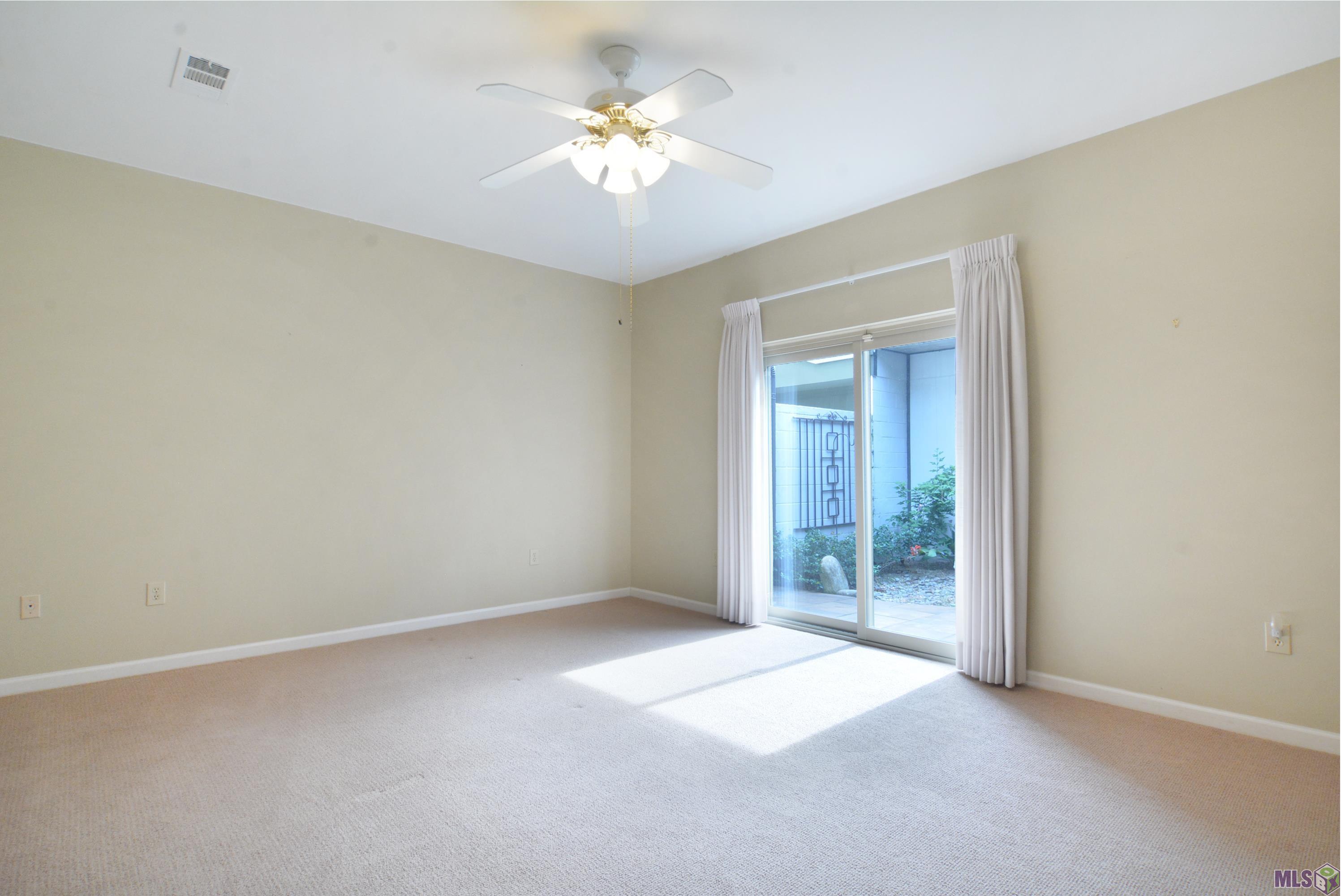 1919 West Magna Carta Place Baton Rouge, LA 70815 - Photo 15 of 23 Primary Bedroom