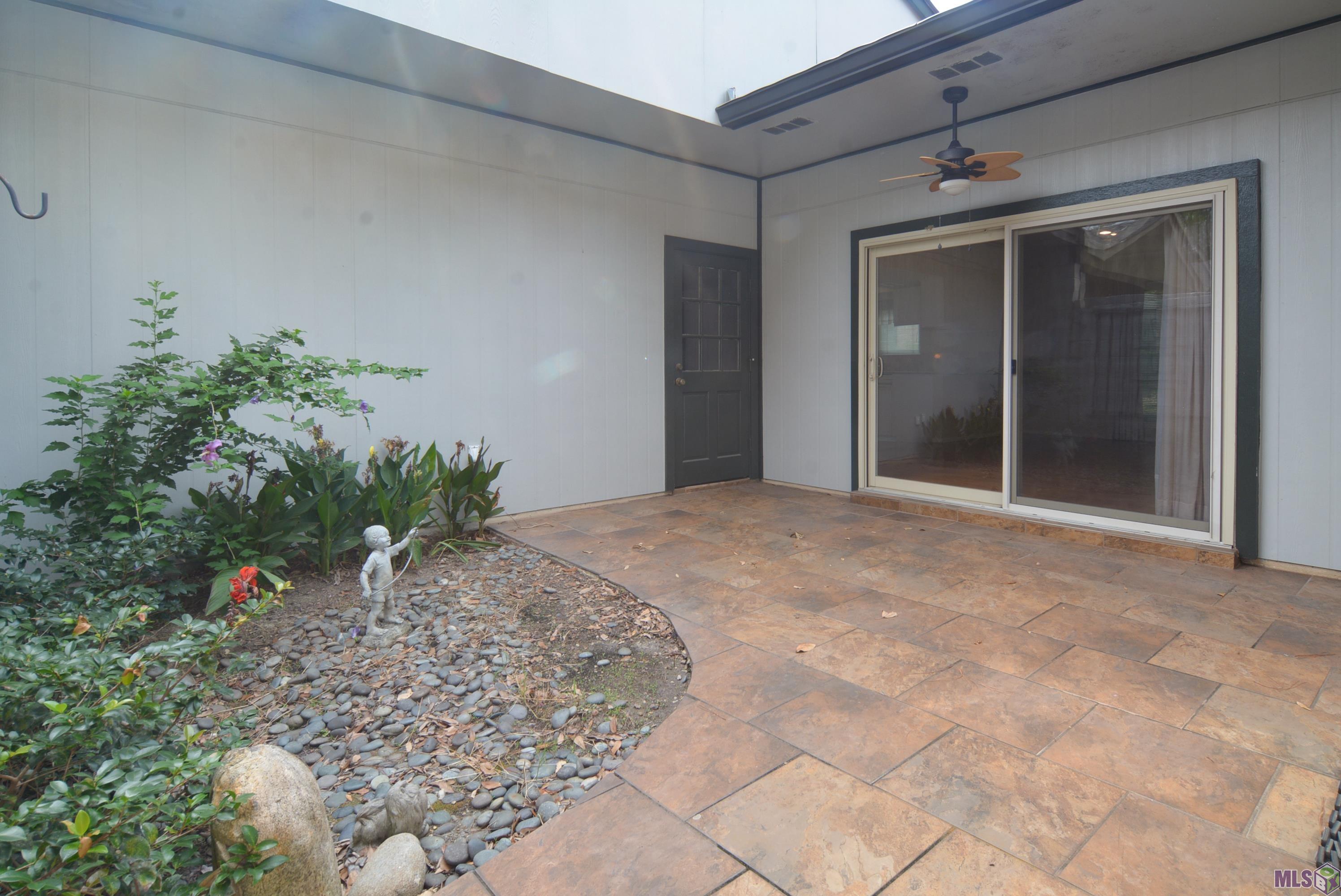 1919 West Magna Carta Place Baton Rouge, LA 70815 - Photo 19 of 23 Courtyard