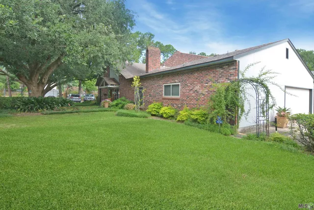 $238,000 | 1919 West Magna Carta Place, Baton Rouge, LA 70815
