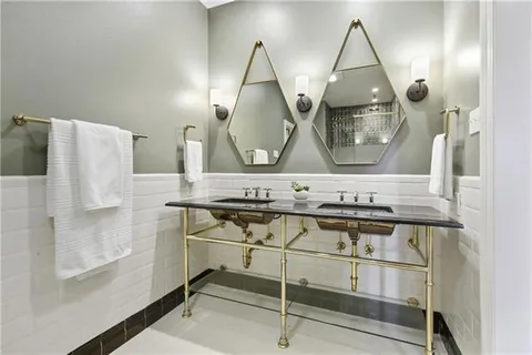 $339,000 | 141 Highway 22, Unit E 3, Madisonville, LA 70447