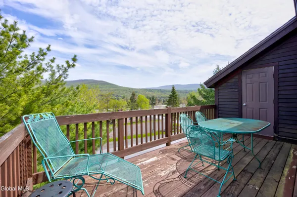 $495,000 | 73 Liftside Drive, Unit B1, Hunter, NY 12442