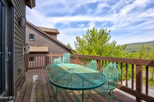 $495,000 | 73 Liftside Drive, Unit B1, Hunter, NY 12442