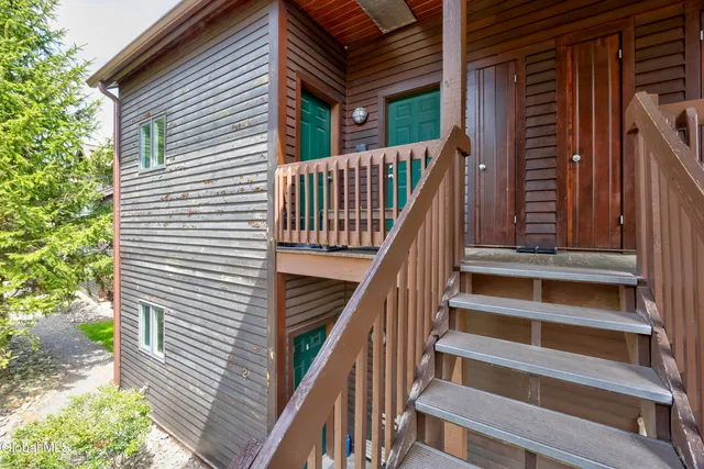 $495,000 | 73 Liftside Drive, Unit B1, Hunter, NY 12442