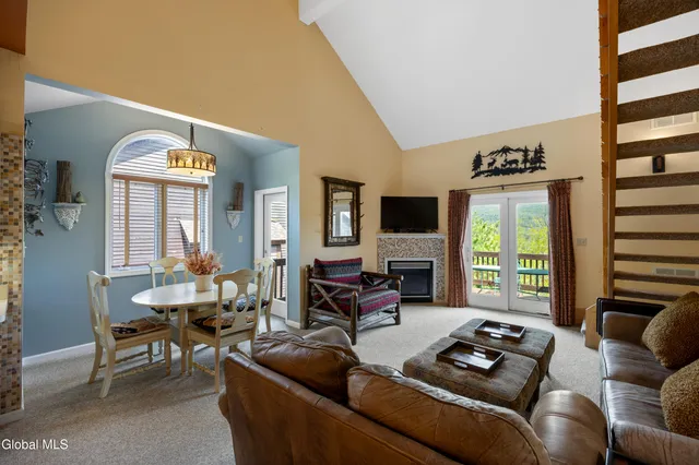 $495,000 | 73 Liftside Drive, Unit B1, Hunter, NY 12442