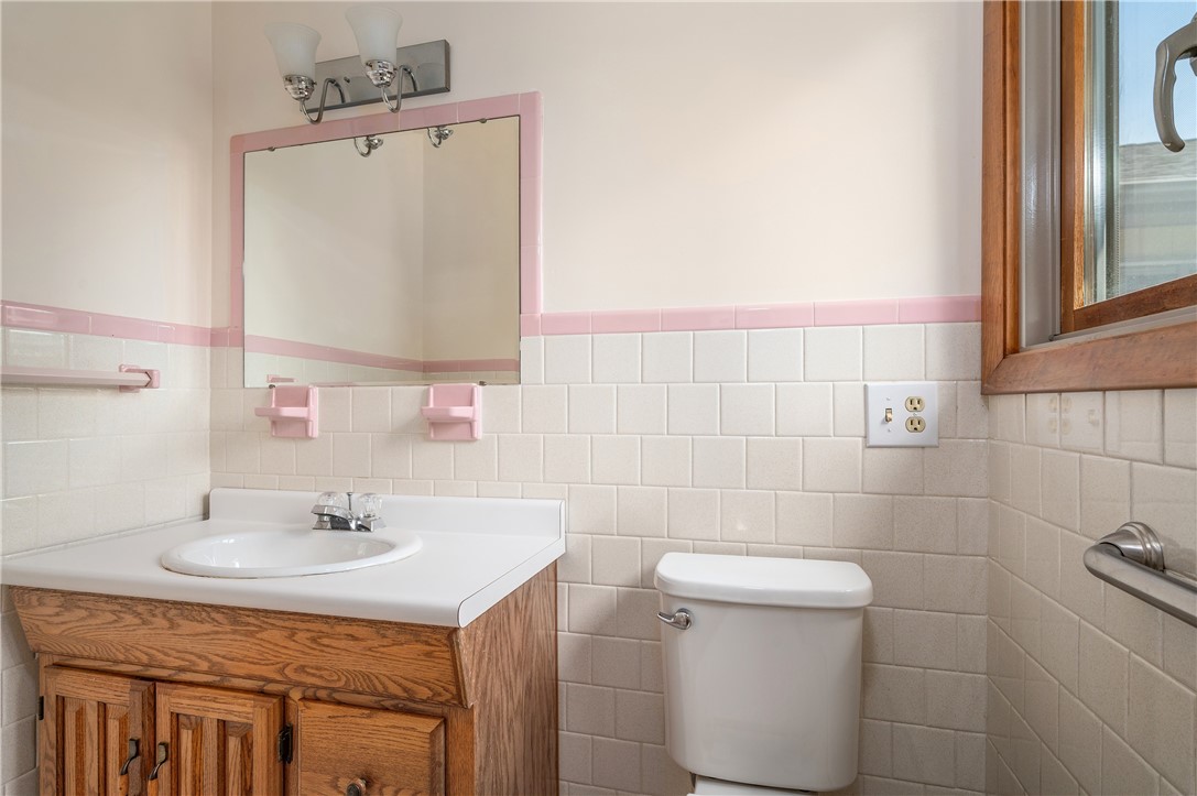 245 West Wrentham Road Cumberland, RI 02864 - Photo 29 of 50